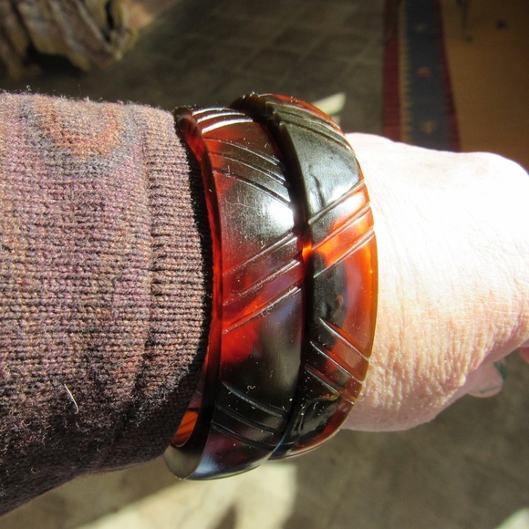 Vintage Brown and Black Plastic Bangles Set of 2 - Picture 2 of 4